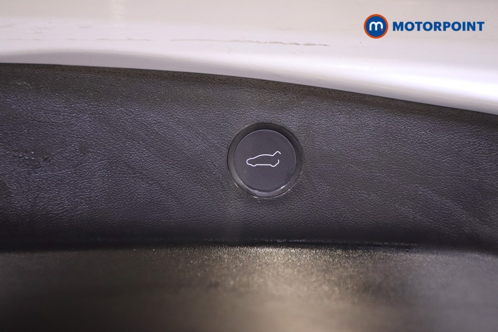 Tesla Model 3 Long Range Automatic Electric Saloon - Stock Number (1615757) - 18th supplementary image