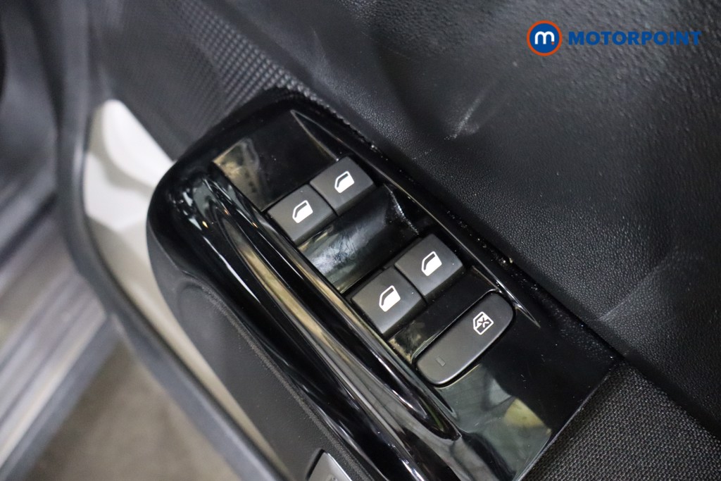 Citroen C3 Shine Plus Manual Petrol Hatchback - Stock Number (1567097) - 18th supplementary image