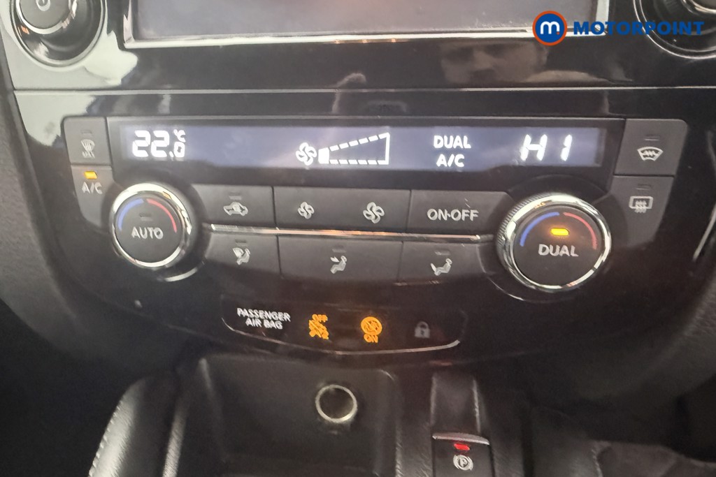 Nissan Qashqai Tekna Manual Petrol SUV - Stock Number (1588080) - 19th supplementary image