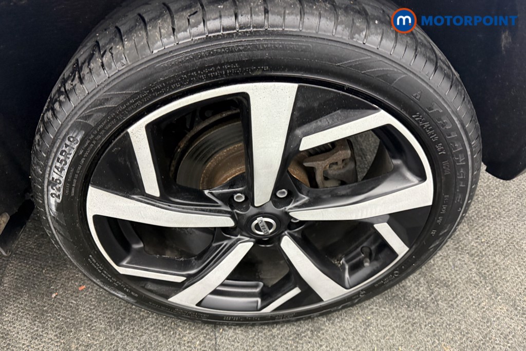 Nissan Qashqai Tekna Manual Petrol SUV - Stock Number (1588080) - 29th supplementary image