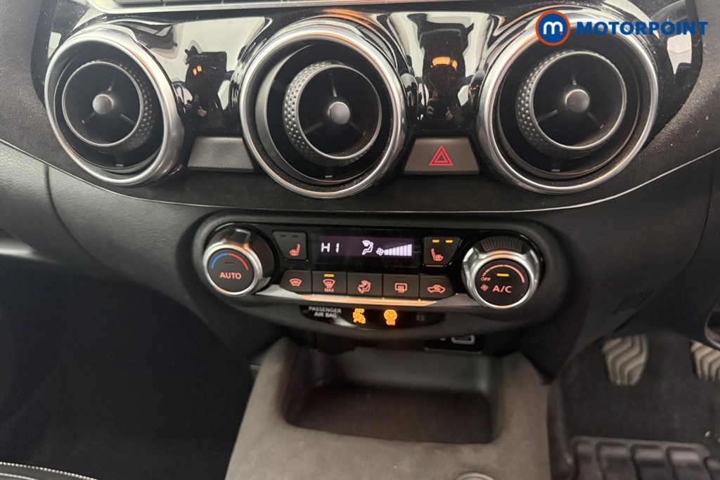 Nissan Juke Tekna-Plus Manual Petrol SUV - Stock Number (1593320) - 18th supplementary image