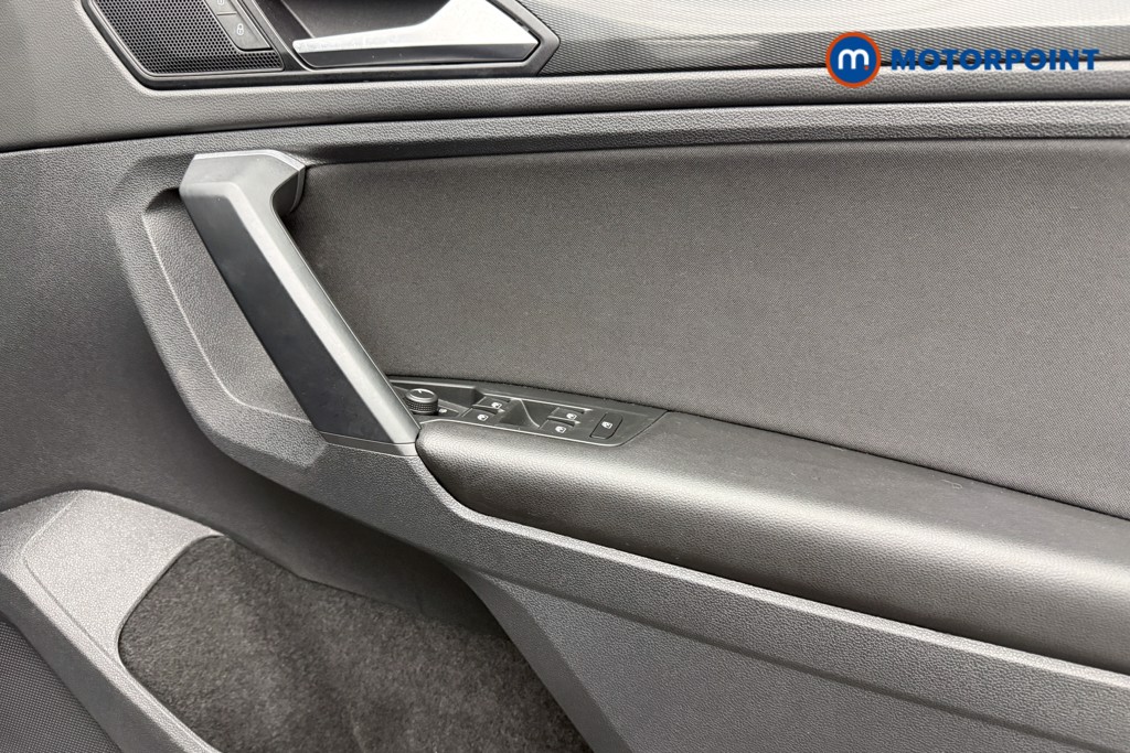 Volkswagen Tiguan SEL Automatic Petrol SUV - Stock Number (1594341) - 18th supplementary image