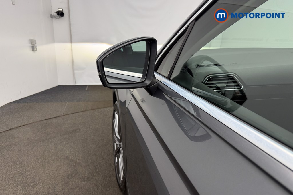 Volkswagen Tiguan SEL Automatic Petrol SUV - Stock Number (1594341) - 31st supplementary image