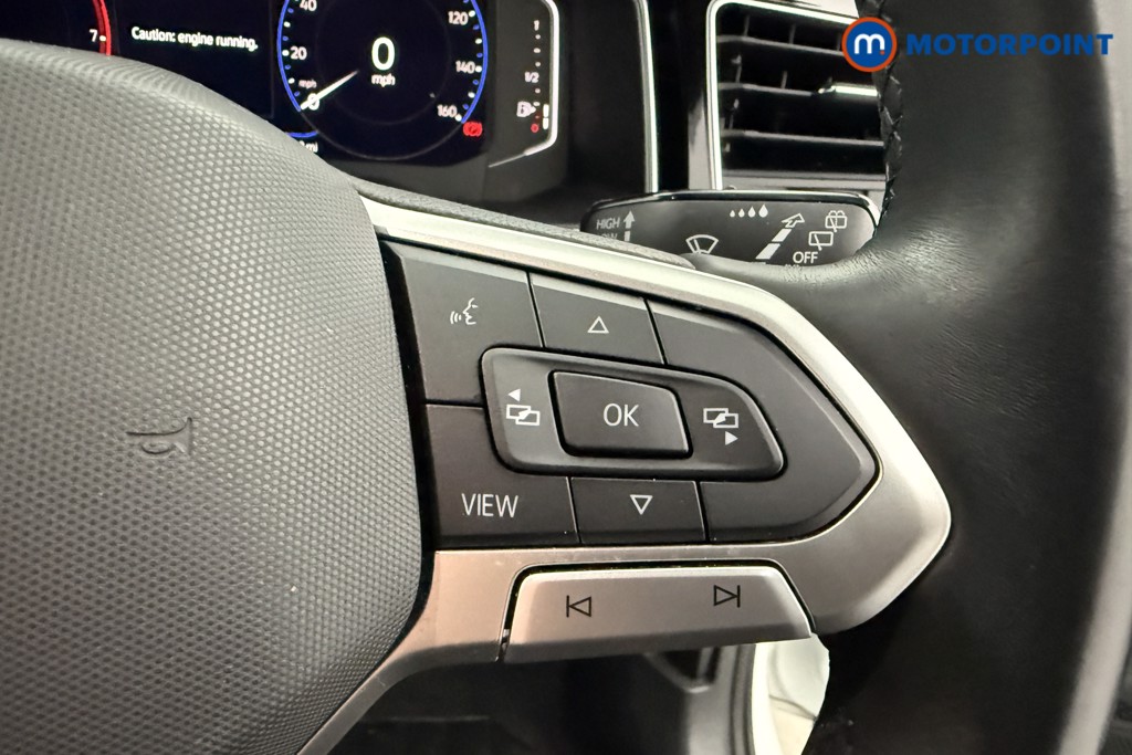 Volkswagen Polo R-Line Manual Petrol Hatchback - Stock Number (1599306) - 4th supplementary image