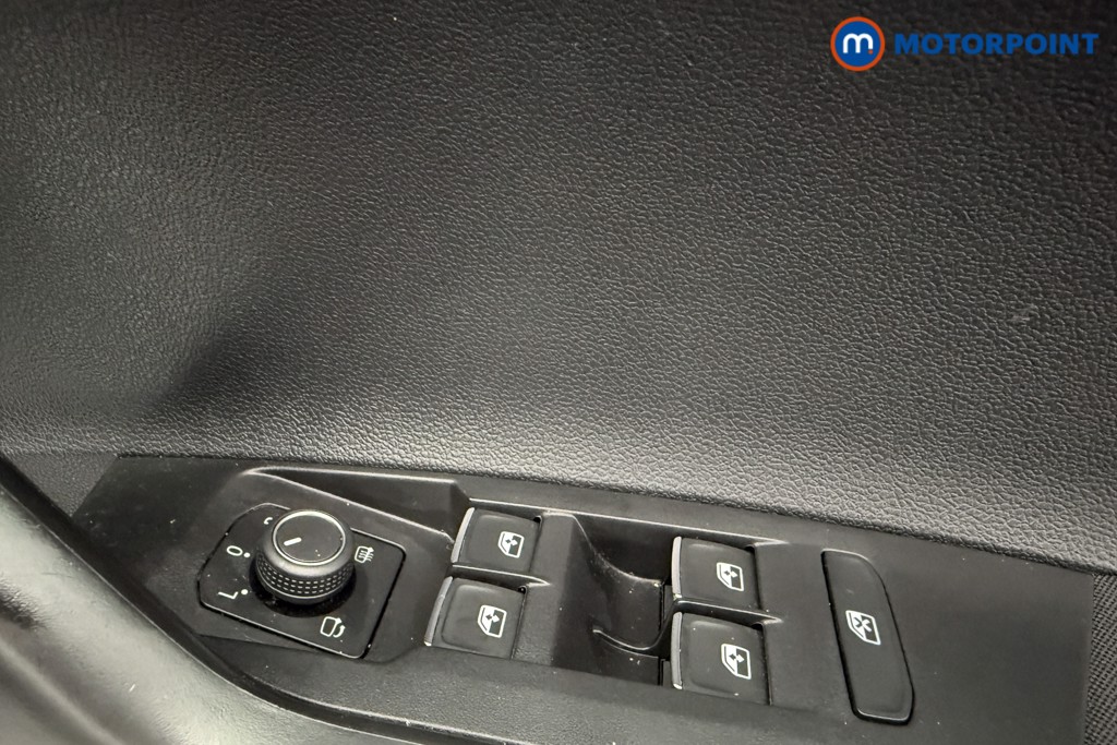 Volkswagen Polo R-Line Manual Petrol Hatchback - Stock Number (1599306) - 19th supplementary image