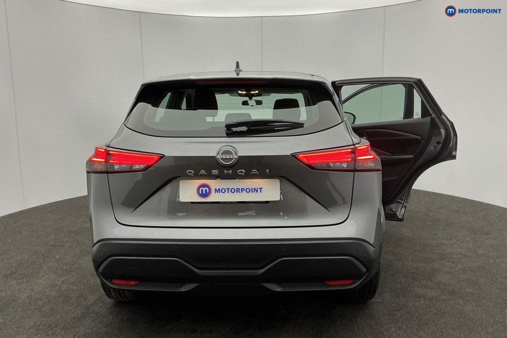 Nissan Qashqai Acenta Premium Automatic Petrol SUV - Stock Number (1603579) - 4th supplementary image