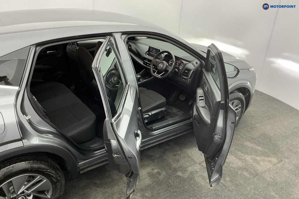 Nissan Qashqai Acenta Premium Automatic Petrol SUV - Stock Number (1603579) - 5th supplementary image