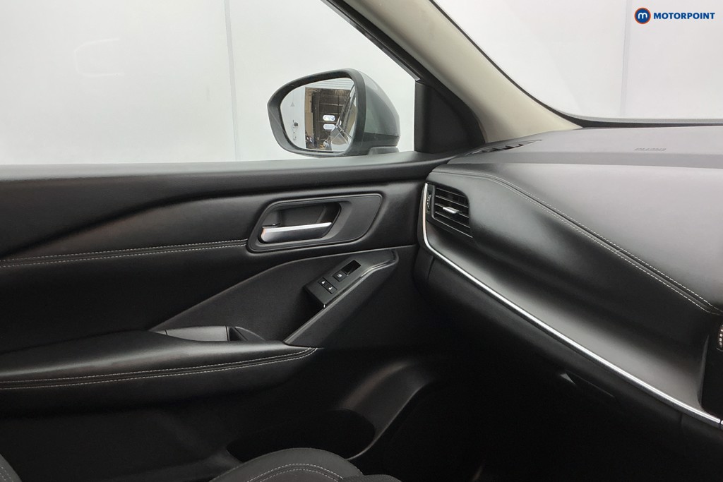 Nissan Qashqai Acenta Premium Automatic Petrol SUV - Stock Number (1603579) - 22nd supplementary image