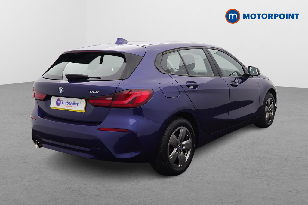 BMW 1 Series SE Automatic Petrol Hatchback - Stock Number (1605682) - Drivers side rear corner