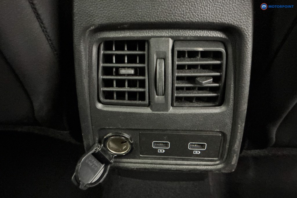 Renault Captur Techno Automatic Petrol-Electric Hybrid SUV - Stock Number (1605685) - 13th supplementary image