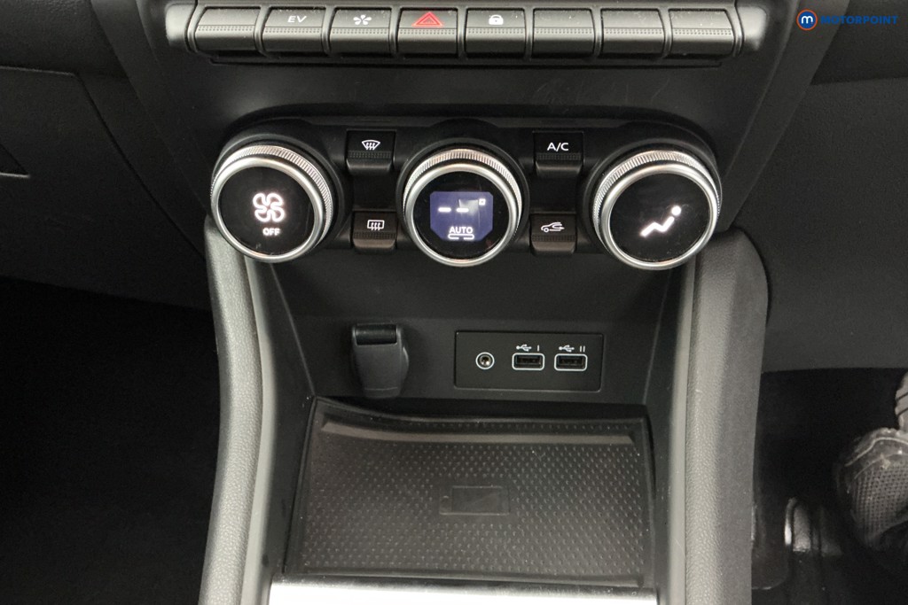 Renault Captur Techno Automatic Petrol-Electric Hybrid SUV - Stock Number (1605685) - 19th supplementary image