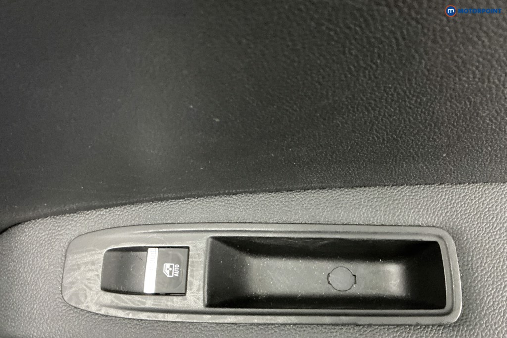 Renault Captur Techno Automatic Petrol-Electric Hybrid SUV - Stock Number (1605685) - 26th supplementary image