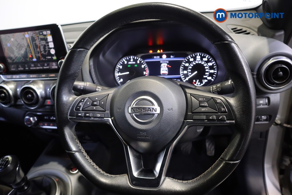 Nissan Juke N-Connecta Manual Petrol SUV - Stock Number (1607482) - 3rd supplementary image