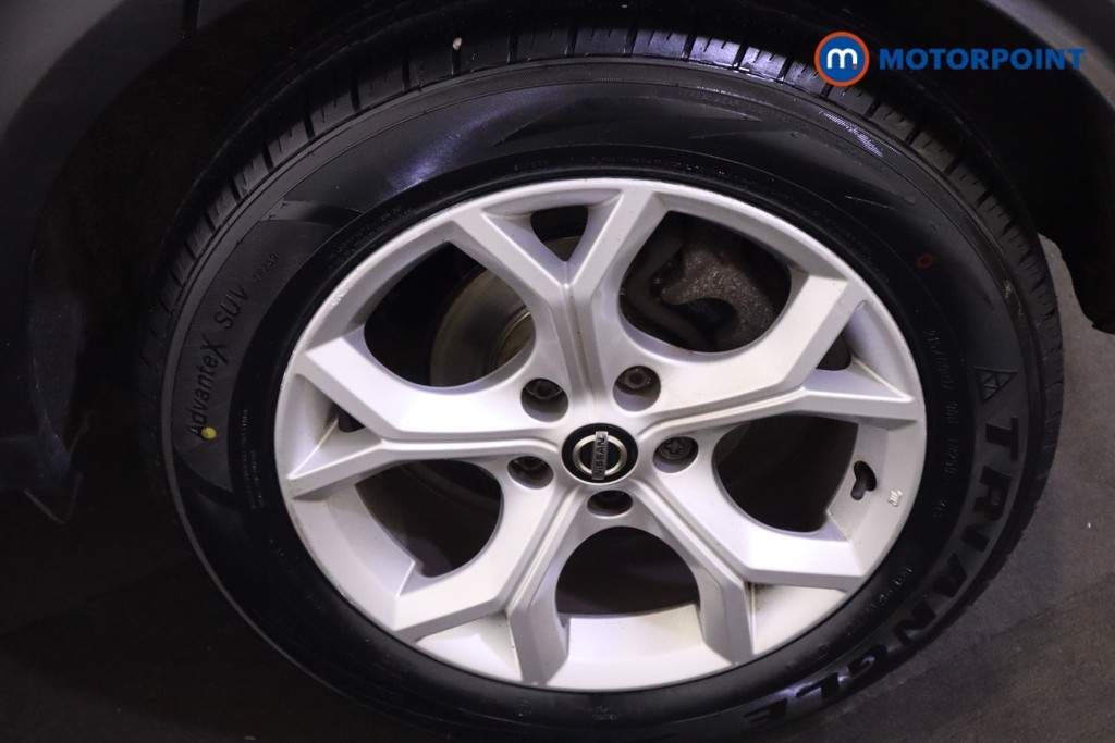 Nissan Juke N-Connecta Manual Petrol SUV - Stock Number (1607482) - 22nd supplementary image