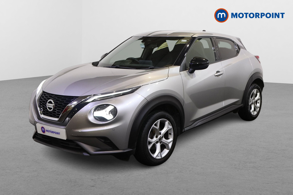 Nissan Juke N-Connecta Manual Petrol SUV - Stock Number (1607482) - Passenger side front corner