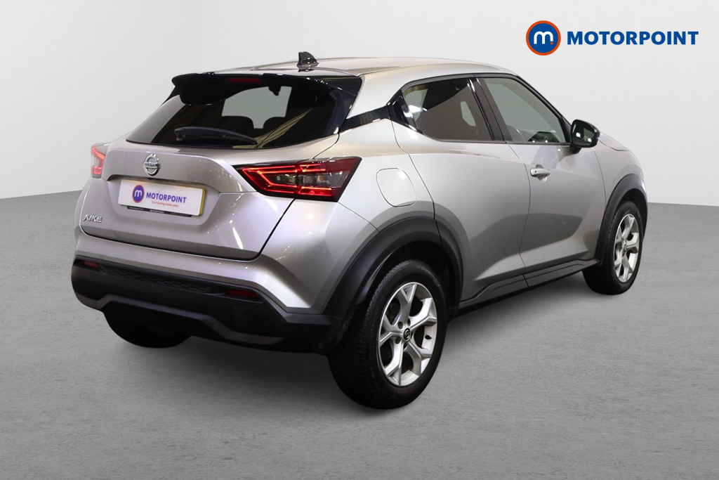 Nissan Juke N-Connecta Manual Petrol SUV - Stock Number (1607482) - Drivers side rear corner