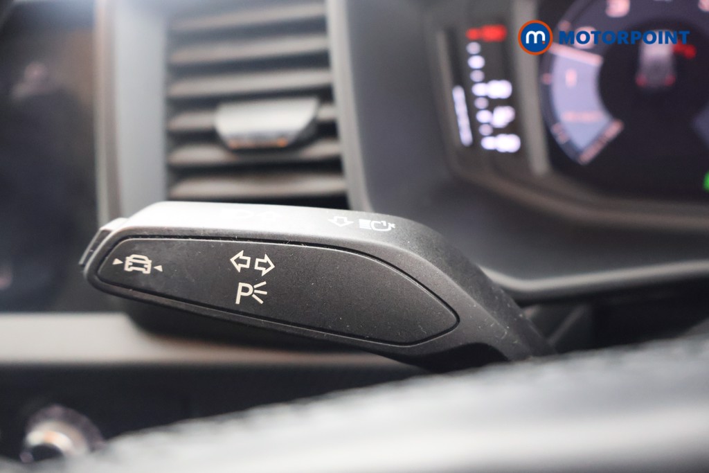 Audi A1 Technik Manual Petrol Hatchback - Stock Number (1608106) - 5th supplementary image