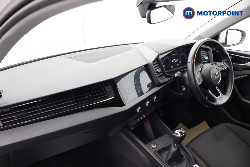 Audi A1 Technik Manual Petrol Hatchback - Stock Number (1608106) - 16th supplementary image