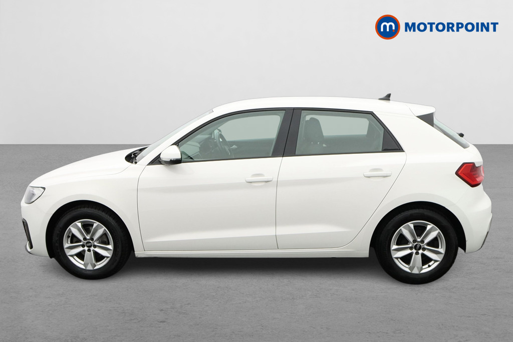 Audi A1 Technik Manual Petrol Hatchback - Stock Number (1608106) - Passenger side