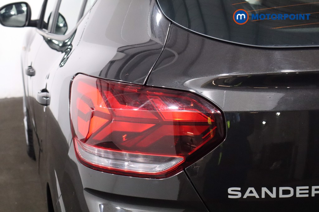 Dacia Sandero Expression Manual Petrol Hatchback - Stock Number (1608374) - 32nd supplementary image