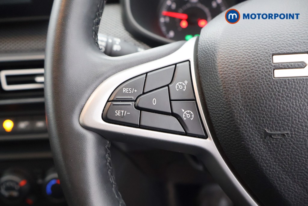 Dacia Sandero Expression Manual Petrol Hatchback - Stock Number (1608389) - 2nd supplementary image