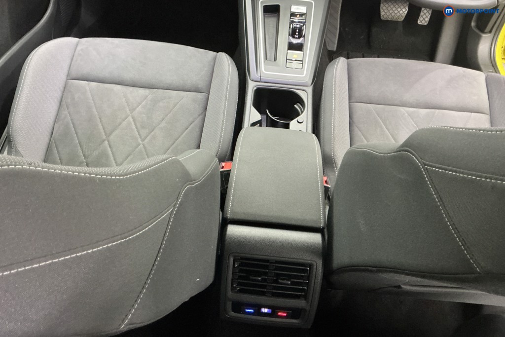 Volkswagen Golf Style Automatic Petrol Hatchback - Stock Number (1608417) - 14th supplementary image