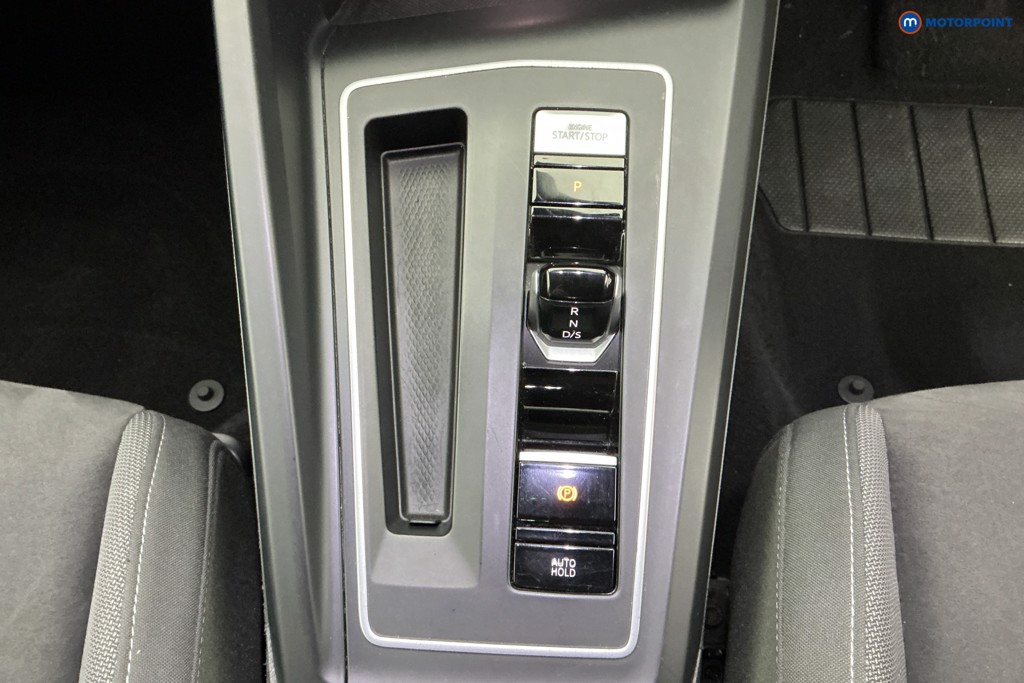 Volkswagen Golf Style Automatic Petrol Hatchback - Stock Number (1608417) - 23rd supplementary image