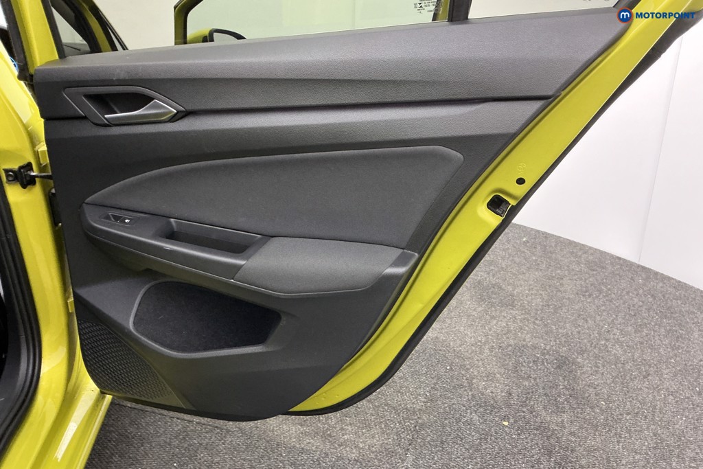 Volkswagen Golf Style Automatic Petrol Hatchback - Stock Number (1608417) - 30th supplementary image