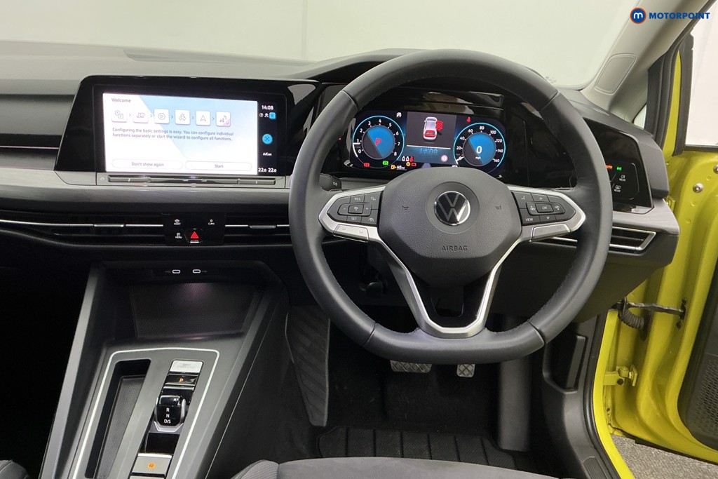 Volkswagen Golf Style Automatic Petrol Hatchback - Stock Number (1608417) - 1st supplementary image