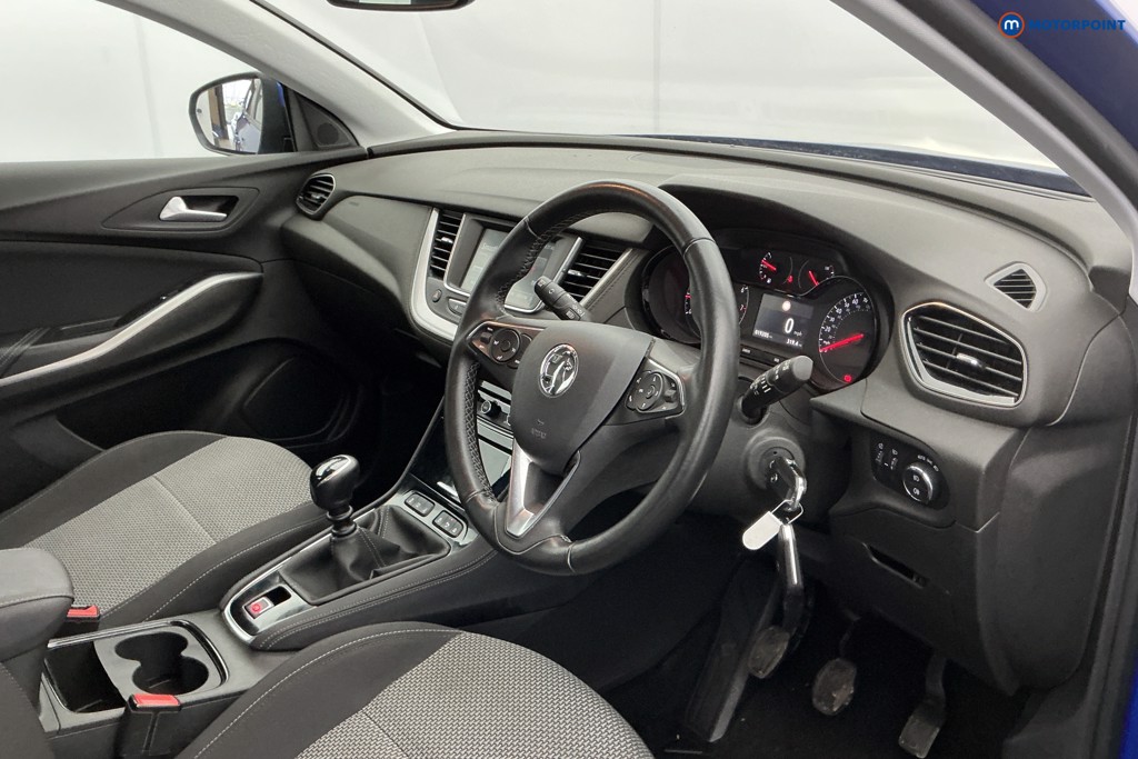 Vauxhall Grandland X Se Premium Manual Diesel SUV - Stock Number (1608418) - 9th supplementary image