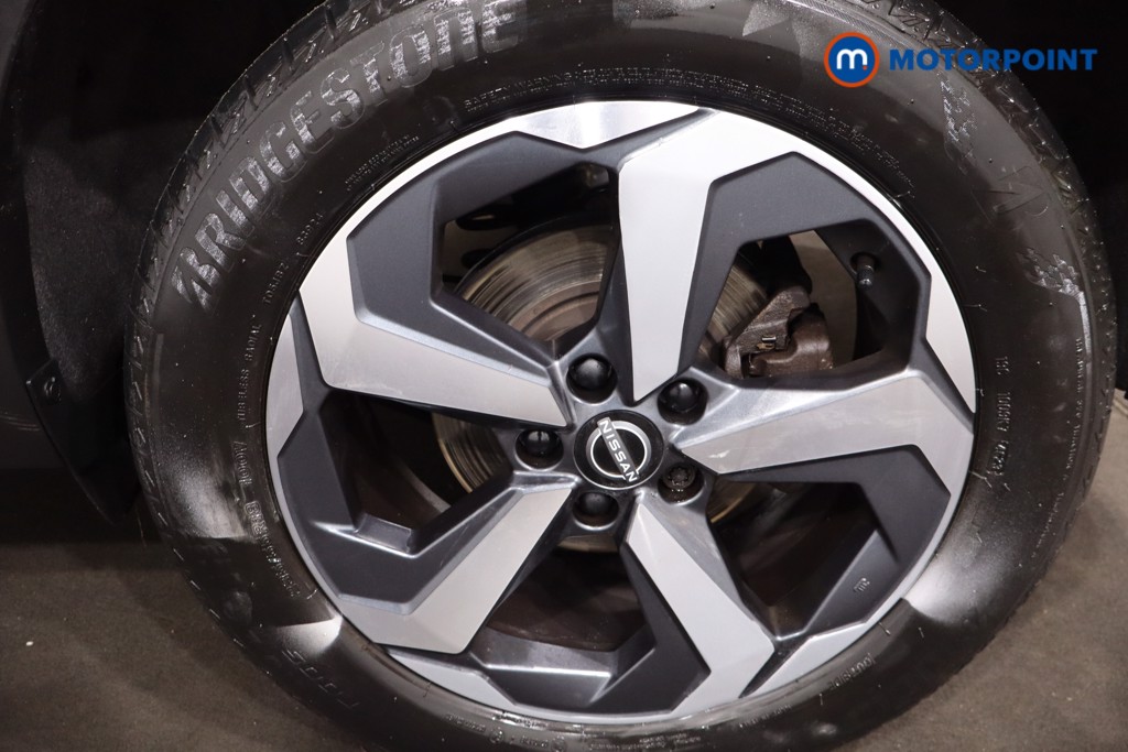 Nissan Qashqai N-Connecta Manual Petrol SUV - Stock Number (1608525) - 12th supplementary image