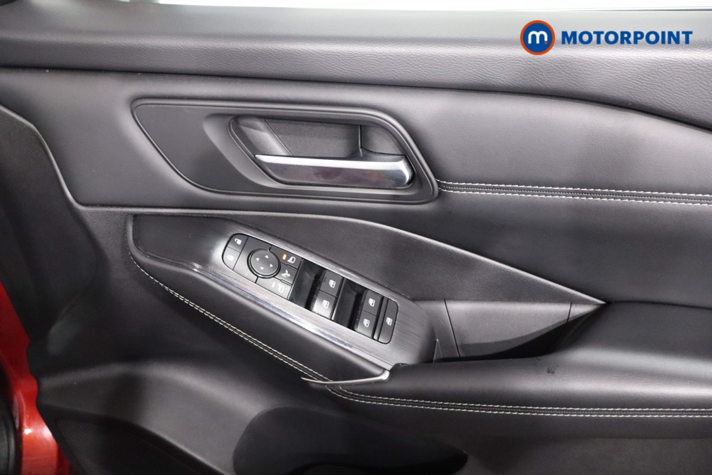 Nissan Qashqai N-Connecta Manual Petrol SUV - Stock Number (1608525) - 21st supplementary image