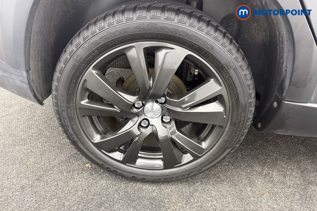 Peugeot 2008 Allure Premium Manual Petrol SUV - Stock Number (1609283) - 6th supplementary image