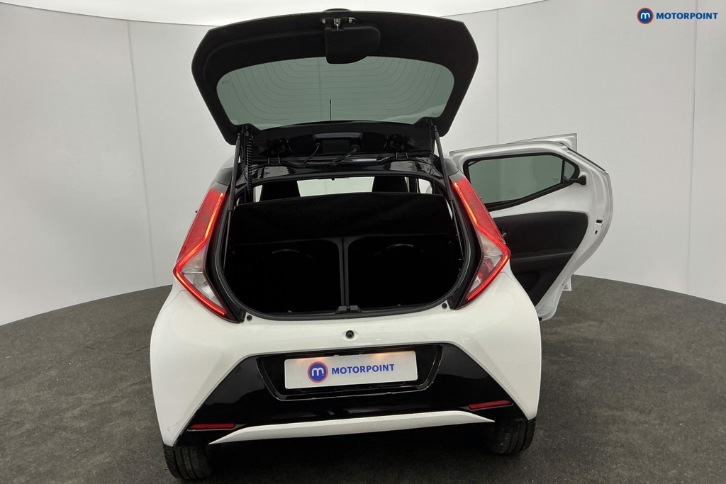 Toyota Aygo X-Trend Automatic Petrol Hatchback - Stock Number (1609579) - 4th supplementary image