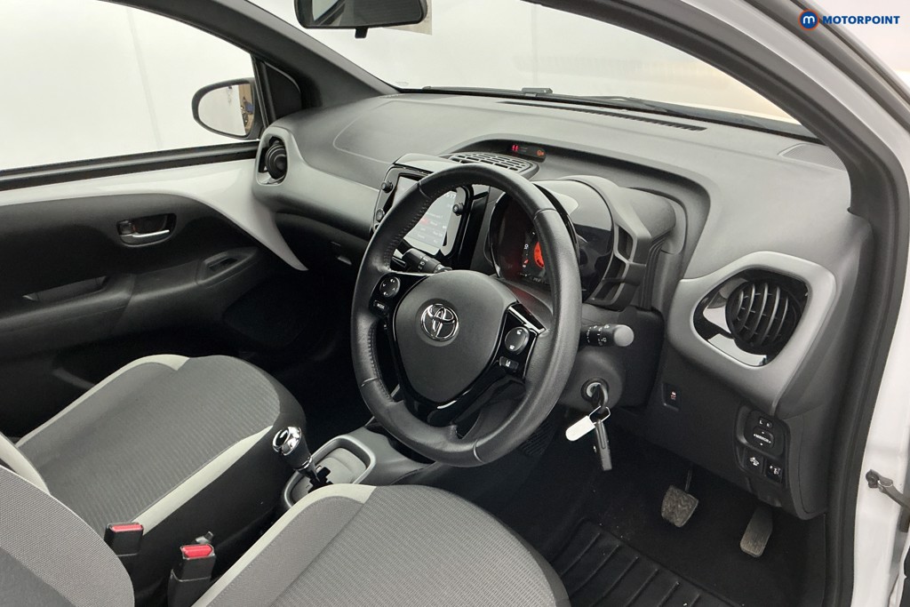 Toyota Aygo X-Trend Automatic Petrol Hatchback - Stock Number (1609579) - 10th supplementary image