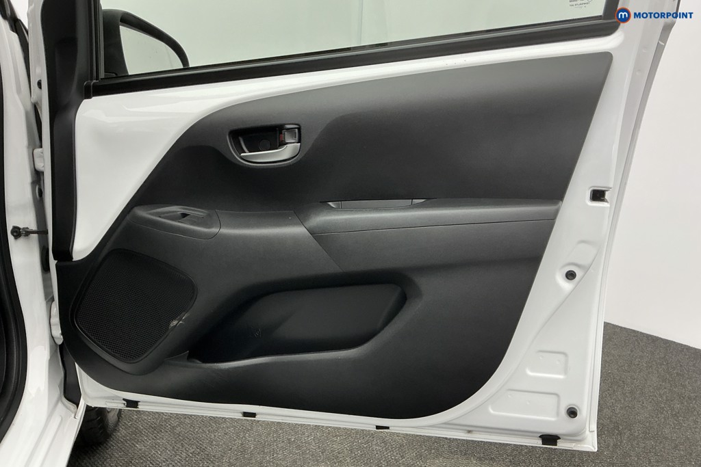 Toyota Aygo X-Trend Automatic Petrol Hatchback - Stock Number (1609579) - 24th supplementary image