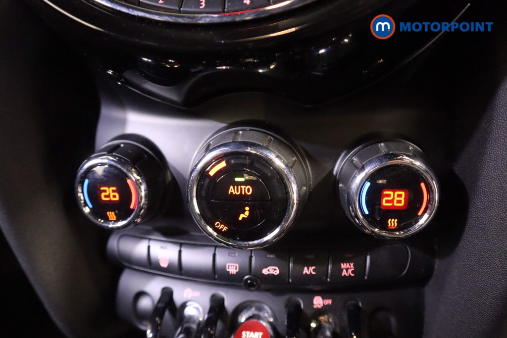 Mini Hatchback Cooper Manual Petrol Hatchback - Stock Number (1611452) - 6th supplementary image