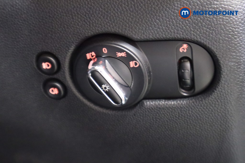 Mini Hatchback Cooper Manual Petrol Hatchback - Stock Number (1611452) - 14th supplementary image