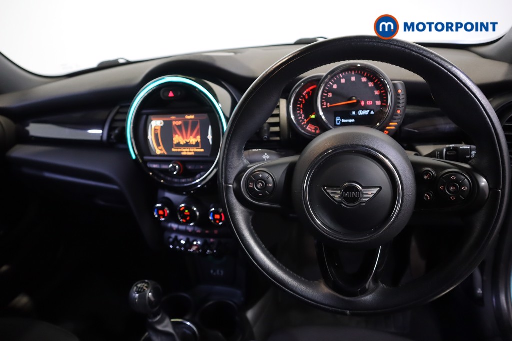 Mini Hatchback Cooper Manual Petrol Hatchback - Stock Number (1611452) - 1st supplementary image