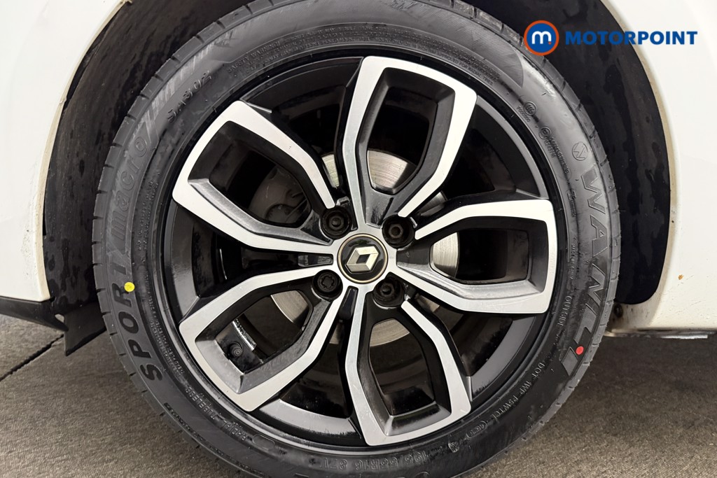 Renault Clio Play Manual Petrol Hatchback - Stock Number (1611480) - 10th supplementary image