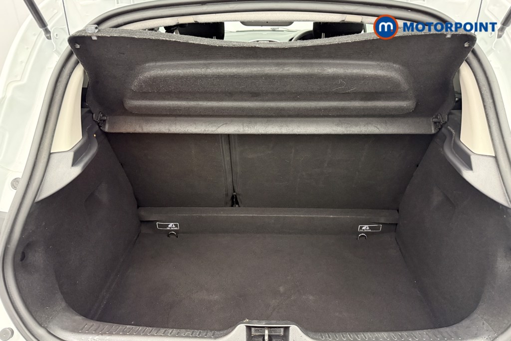 Renault Clio Play Manual Petrol Hatchback - Stock Number (1611480) - 19th supplementary image