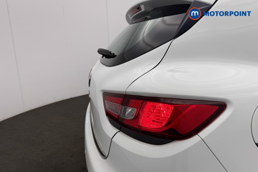 Renault Clio Play Manual Petrol Hatchback - Stock Number (1611480) - 23rd supplementary image