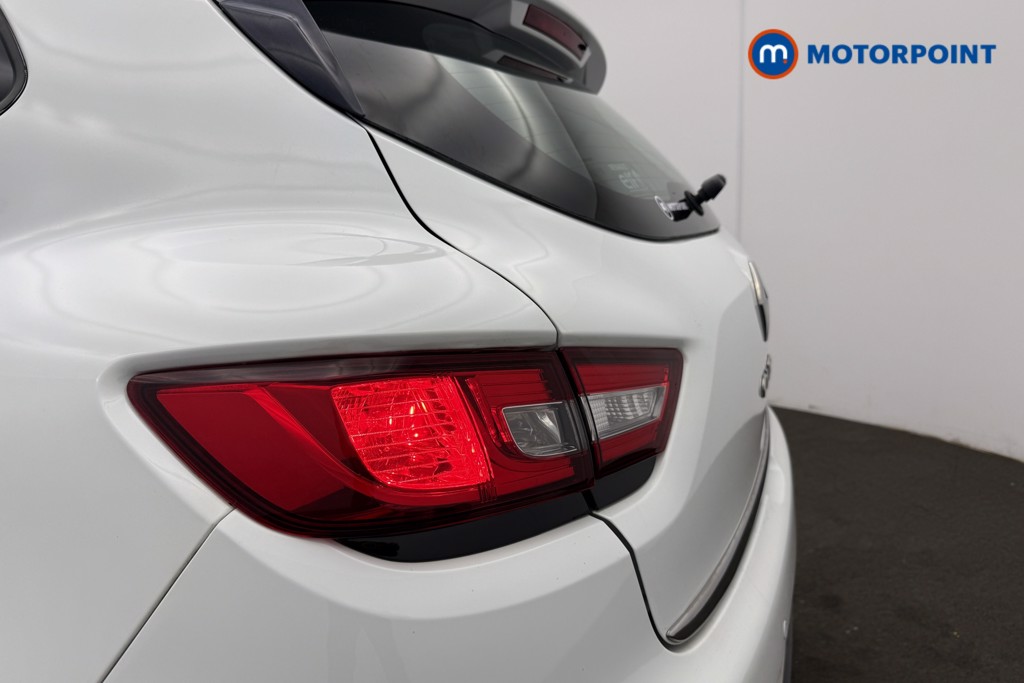 Renault Clio Play Manual Petrol Hatchback - Stock Number (1611480) - 24th supplementary image