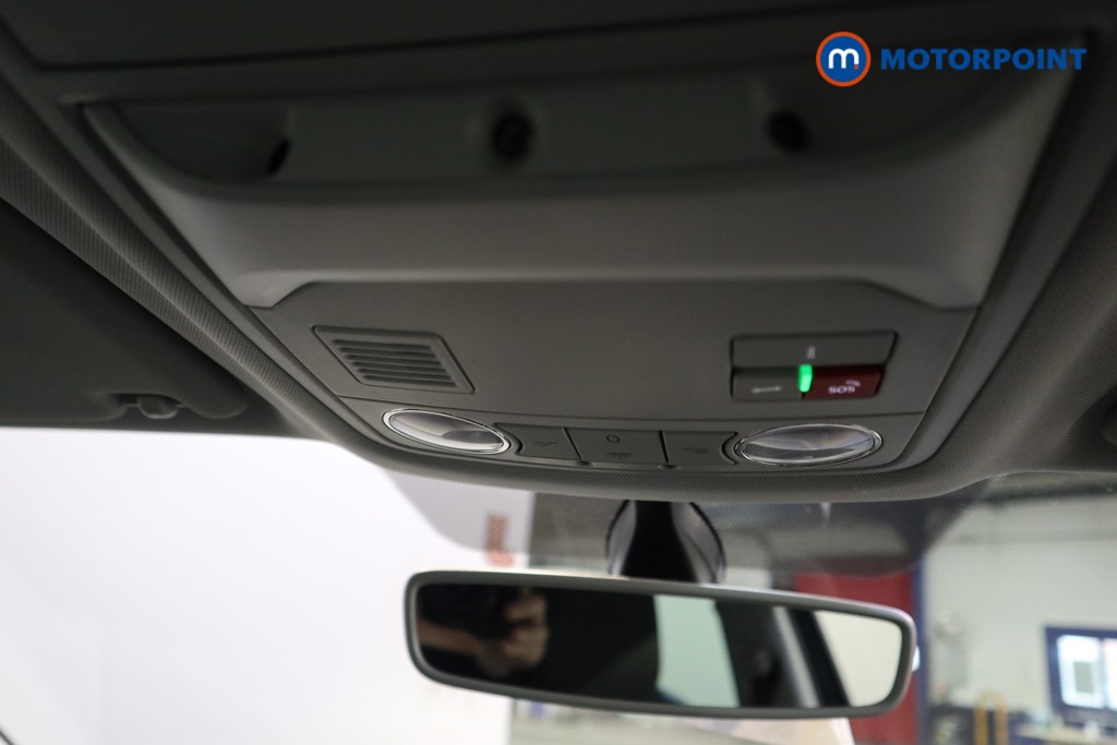 Skoda Karoq Se L Manual Petrol SUV - Stock Number (1611519) - 11th supplementary image