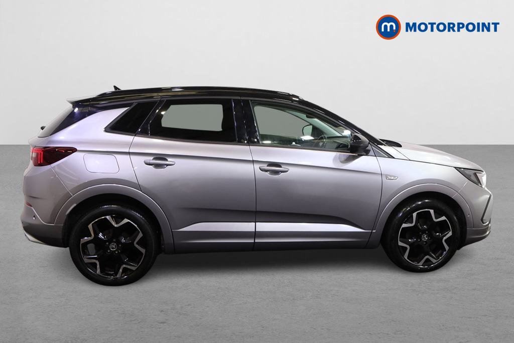 Vauxhall Grandland Ultimate Automatic Diesel SUV - Stock Number (1611965) - Drivers side