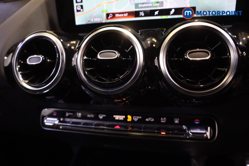 Mercedes-Benz GLA Exclusive Edition Automatic Petrol Plug-In Hybrid SUV - Stock Number (1612137) - 5th supplementary image