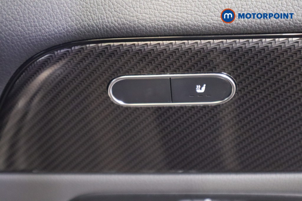 Mercedes-Benz GLA Exclusive Edition Automatic Petrol Plug-In Hybrid SUV - Stock Number (1612137) - 12th supplementary image