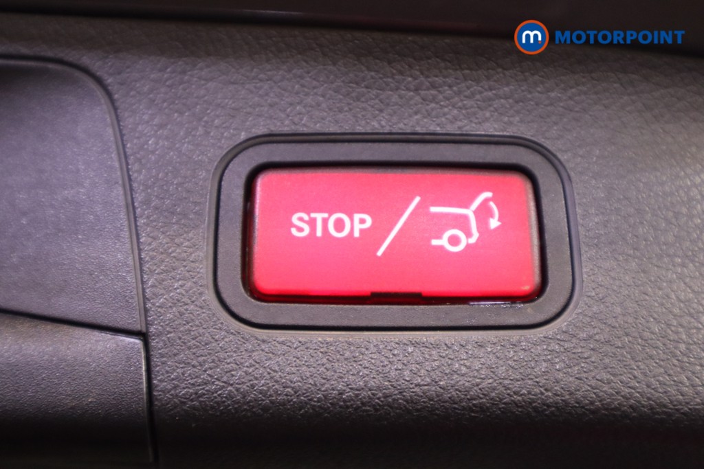 Mercedes-Benz GLA Exclusive Edition Automatic Petrol Plug-In Hybrid SUV - Stock Number (1612137) - 22nd supplementary image