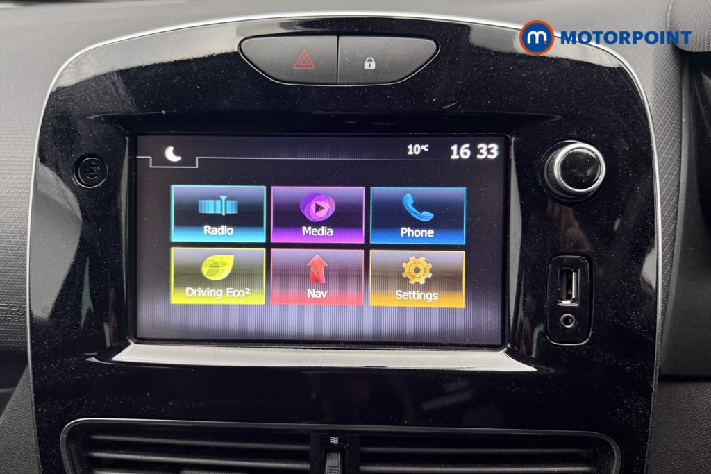 Renault Clio Iconic Manual Petrol Hatchback - Stock Number (1612182) - 7th supplementary image