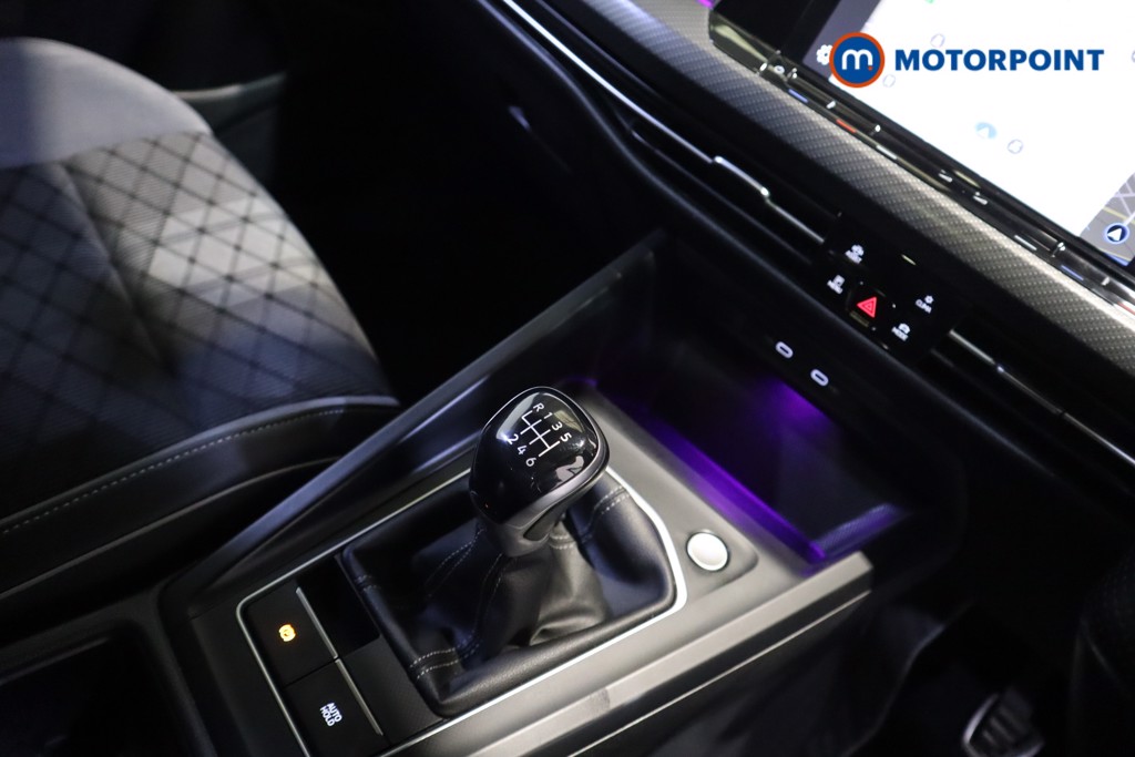 Volkswagen Golf R-Line Manual Petrol Hatchback - Stock Number (1612242) - 7th supplementary image